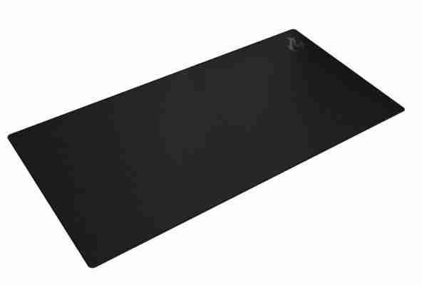 NITRO Deskmat Black 1600x800 0003 scaled 1
